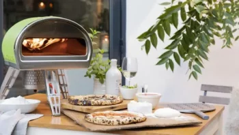 How To Use A Pizza Oven?