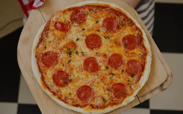 How to make pizza at home?