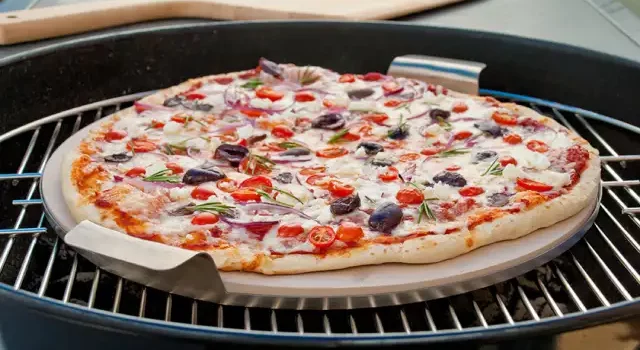 how to use a pizza stone in the oven